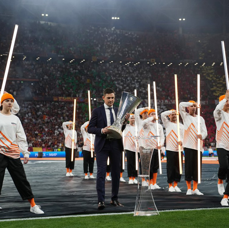 mass movement UEFA Opening ceremony 2