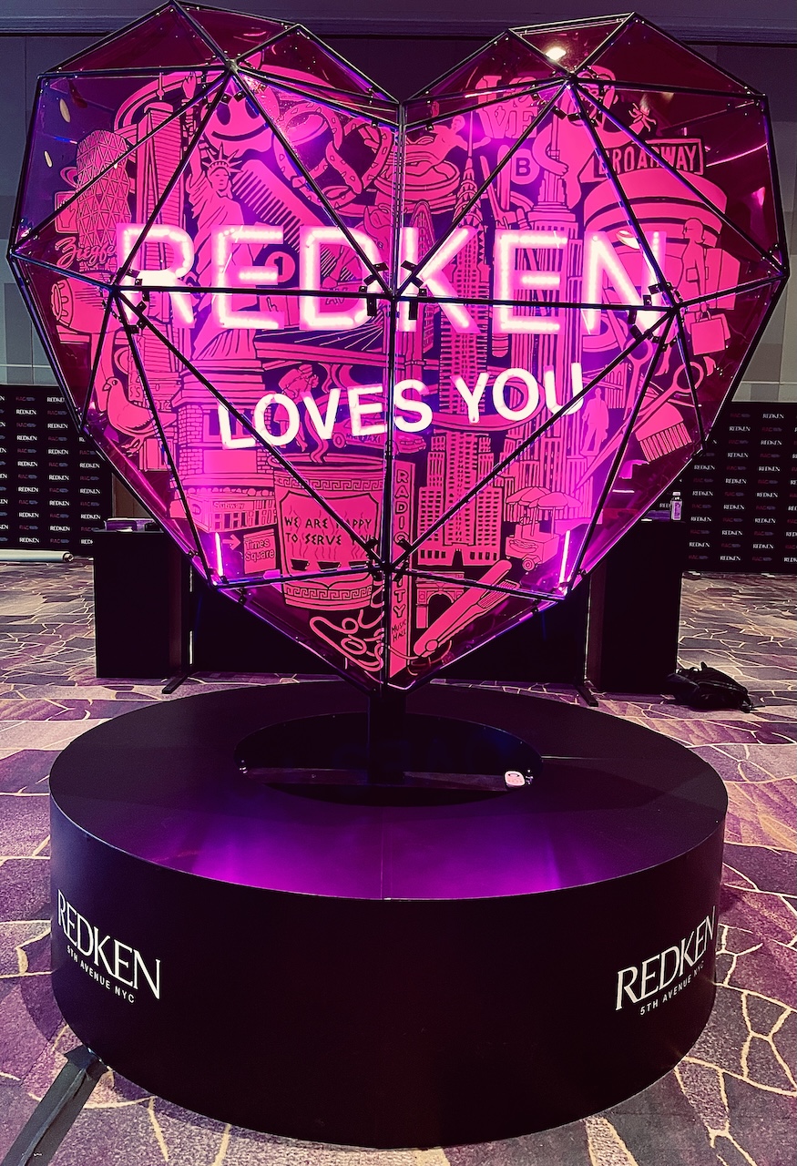 REDKEN SCNC MASS MOVEMENT UK1